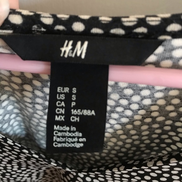 H&M Patterned Top - Picture 3 of 5